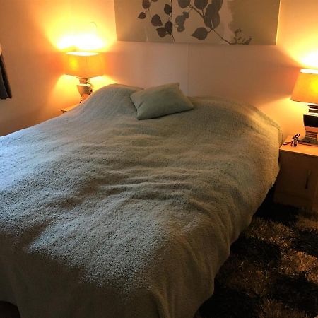 Prachtige Luxe Chalet Op De Veluwe Nabij Hoenderloo Luaran gambar